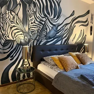  Apartament Africa